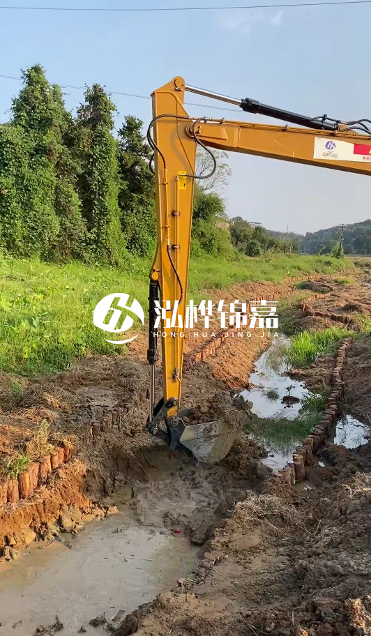 淄博河道清淤專業(yè)施工-打完木樁后清淤如何防止木樁損壞？