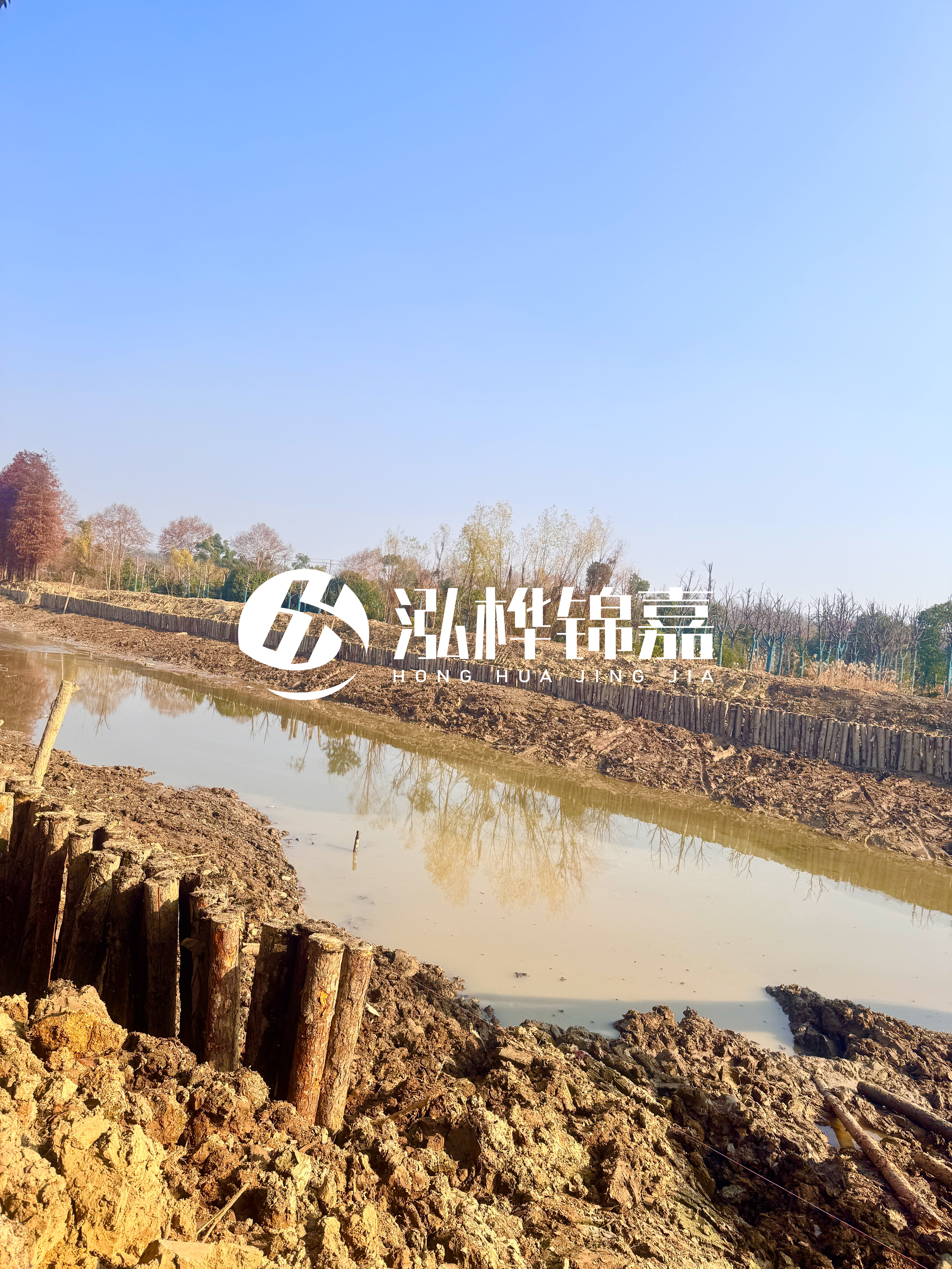 3米松木樁能承受多大重量？河道工程者必知！