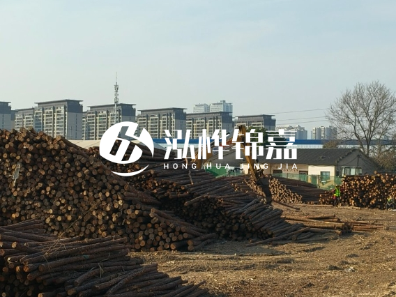 河南松木樁廠家泓樺錦嘉-松木樁直徑是小頭還是大頭？