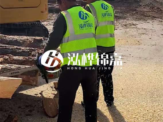 護坡木樁哪里有的買？2米松木樁直徑14價格多少錢？