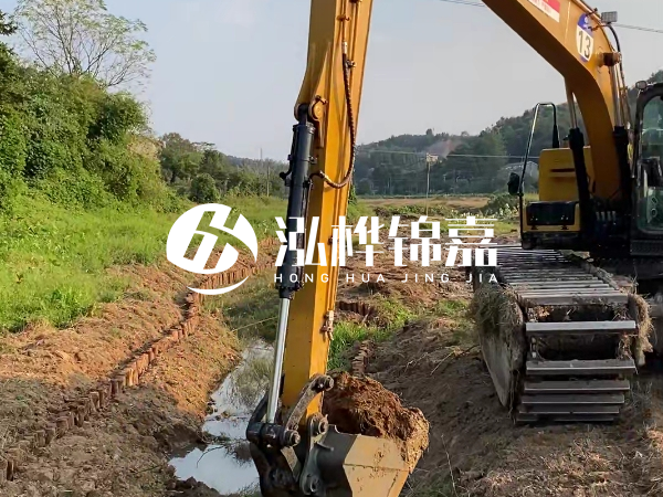 陜西松木樁廠家泓樺錦嘉-松木樁尾徑測量從哪個(gè)位置開始算？