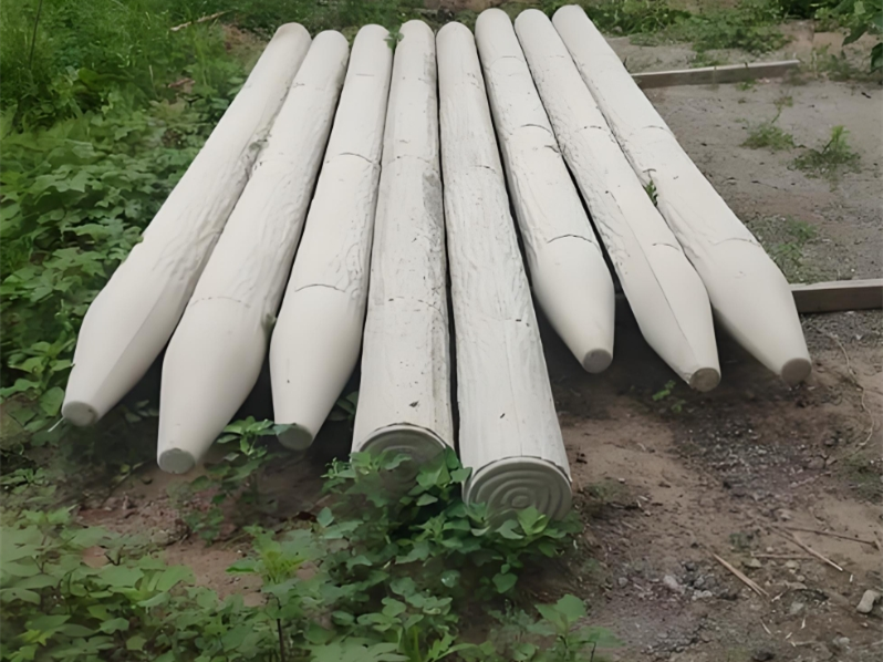 水泥樁批發(fā)廠家泓樺錦嘉-水泥仿木樁的耐腐蝕性如何？