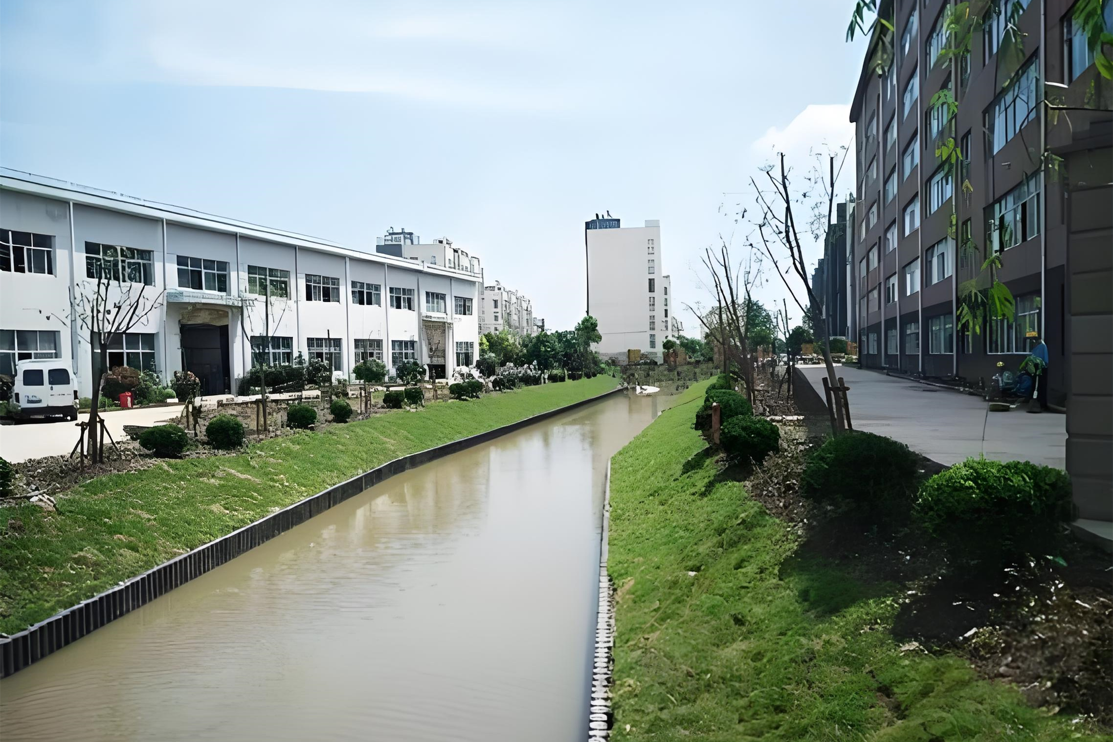 水泥樁批發(fā)廠家泓樺錦嘉-打水泥樁的承載力如何計(jì)算？