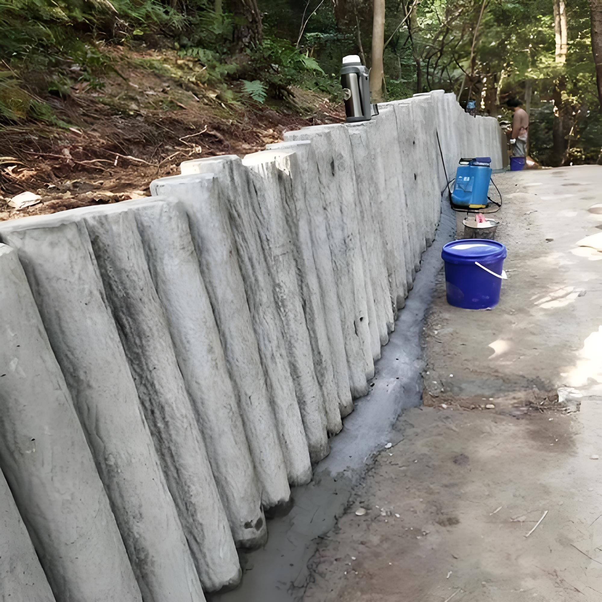 水泥仿木樁施工隊泓樺錦嘉-水泥仿木樁的防腐性能比真木樁好嗎？