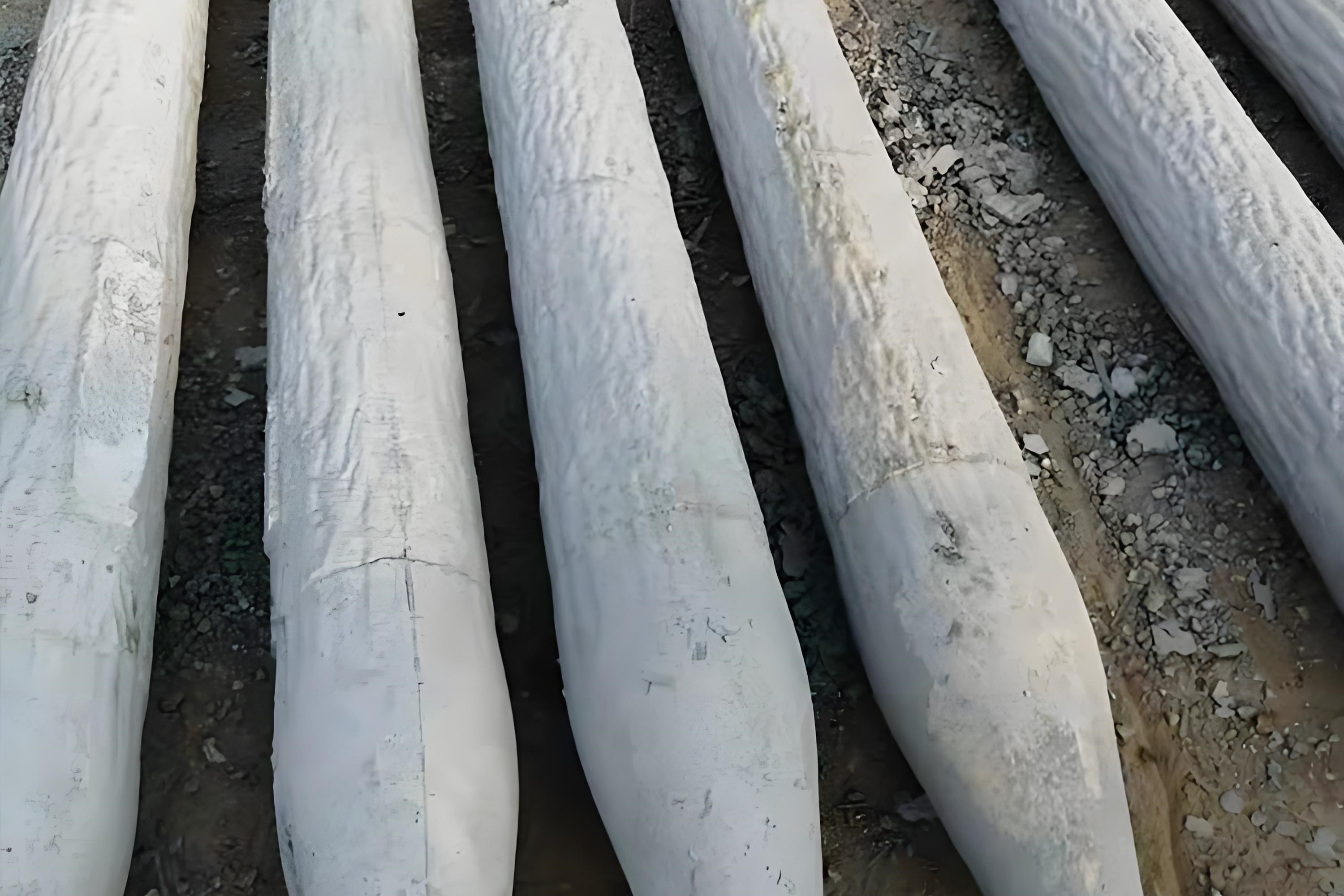 水泥仿木樁施工隊泓樺錦嘉-水泥圓樁相比方樁有哪些施工優(yōu)勢？